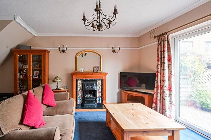 2 Bedroom Terraced House For Sale In Wrexham Road, Bow, London, E3