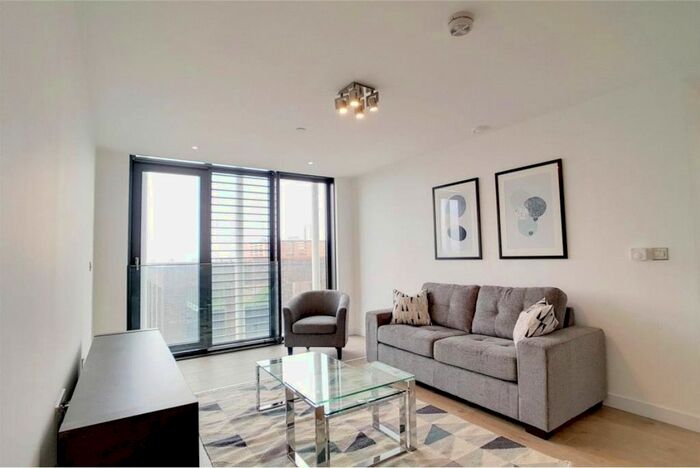 1 Bedroom Flat To Rent In Stratosphere Tower, Great Eastern Road, London, E15