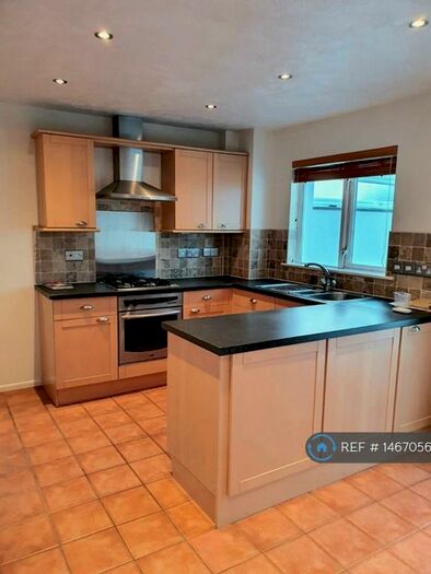 3 Bedroom End Of Terrace House To Rent In Payton Drive, Burgess Hill, RH15