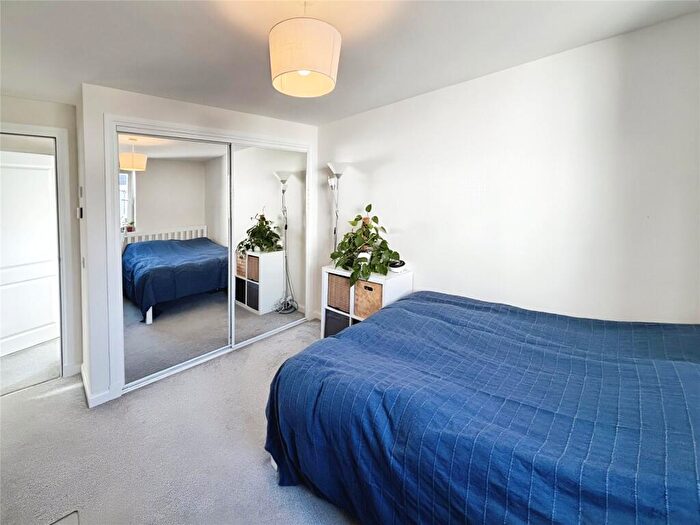 2 Bedroom Flat For Sale In Drummossie Road, Stratton, Inverness, Highland, IV2