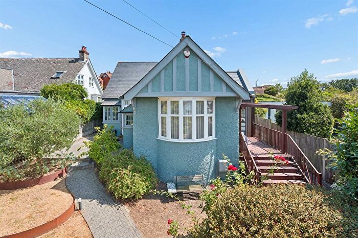 4 Bedroom Detached Bungalow For Sale In Castle Road, Whitstable, CT5