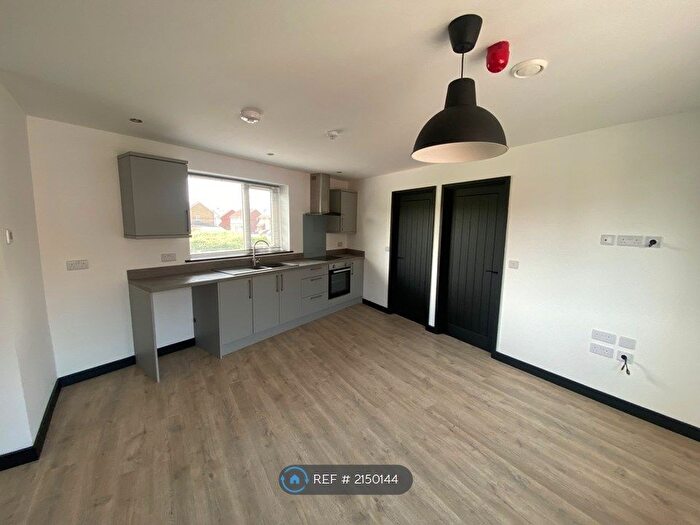 2 Bedroom Flat To Rent In Vernon Road, Nottingham, NG6