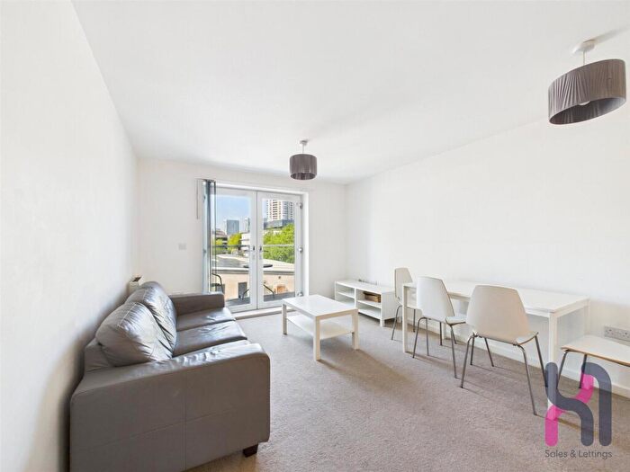 2 Bedroom Flat To Rent In Spinner House, A Elmira Way, Salford, M5