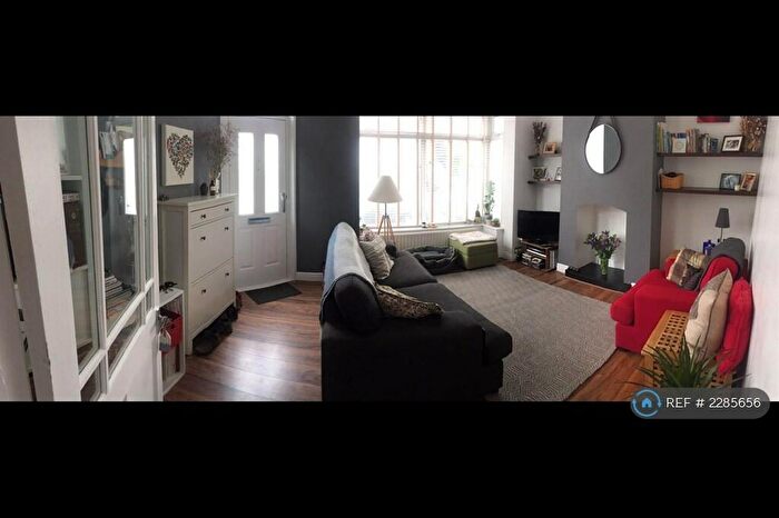 2 Bedroom Flat To Rent In Station Rd, Deal, CT14