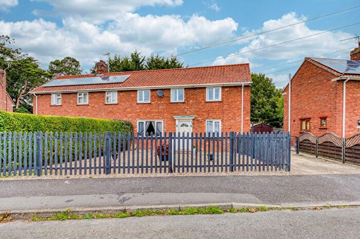 5 Bedroom Semi-detached House For Sale In Briar Road, Harleston, IP20