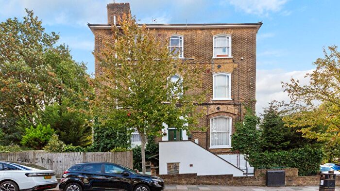 1 Bedroom Flat For Sale In Flat F, Highbury Hill, Highbury, London, N5