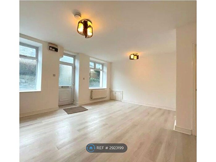3 Bedroom Terraced House To Rent In Somerset Street, Abertillery, NP13