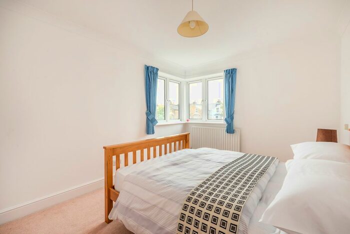 1 Bedroom Flat To Rent In Rubens Place, London, SW4