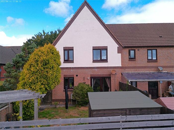 2 Bedroom End Of Terrace House For Sale In Shaldon Road, Newton Abbot, Devon., TQ12
