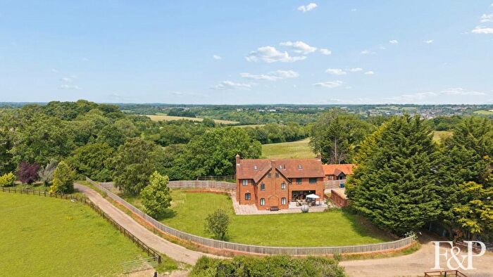 6 Bedroom Link Detached House For Sale In Fullers Hill, Hyde Heath, Amersham, HP6