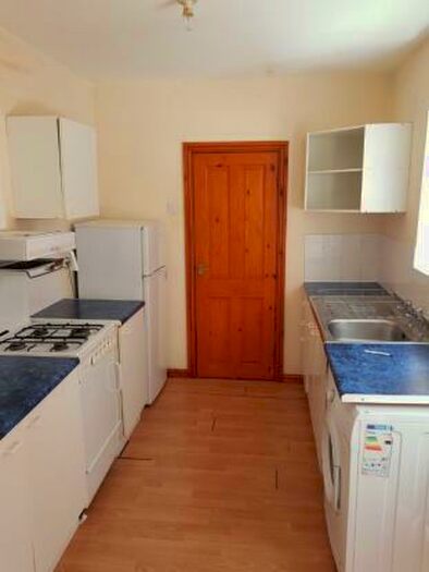 2 Bedroom Flat To Rent In Tosson Terrace, Newcastle Upon Tyne, NE6