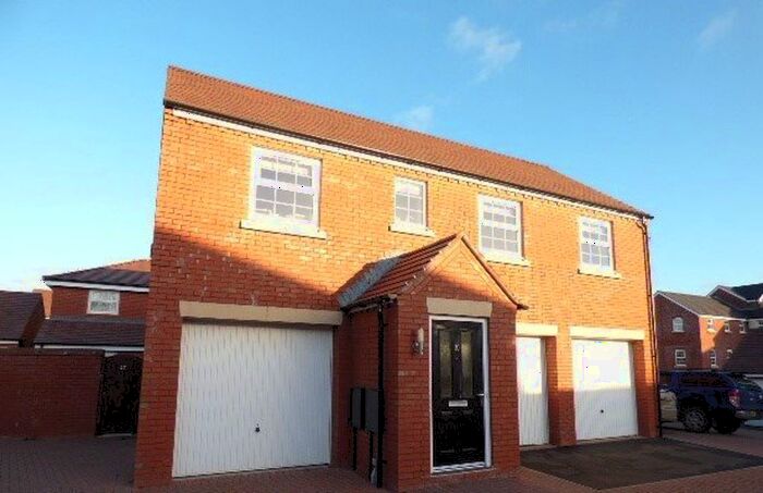 2 Bedroom Flat To Rent In Eggleton Lane, The Furlongs, HR1