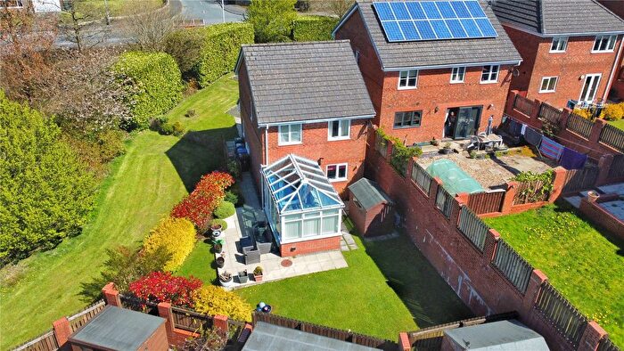 3 Bedroom Detached House For Sale In Repton Close, Bacup, Lancashire, OL13