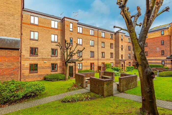 2 Bedroom Flat To Rent In Redcliffe Mead Lane - City Centre, BS1