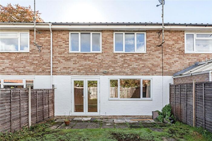 4 Bedroom Terraced House For Sale In Green Lane Close, Byfleet, West Byfleet, Surrey, KT14