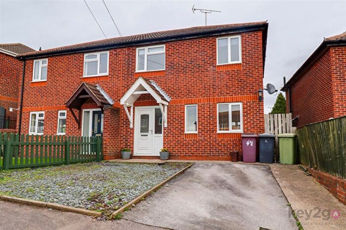 3 Bedroom Semi Detached House For Sale In Ash Crescent, Eckington, Sheffield, S21