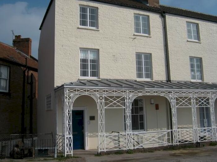 2 Bedroom Maisonette To Rent In Friarn Lawn, Bridgwater, TA6