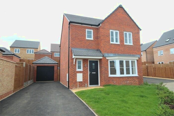 3 Bedroom Detached House To Rent In Juglans Grove, Wellingborough, NN8