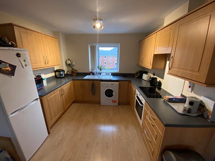 2 Bedroom Flat To Rent In Flat Baronet House - Copy, City Centre, West Midlands, B15