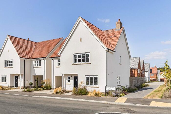 4 Bedroom Detached House For Sale In London Road, Great Chesterford, CB10