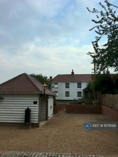 4 Bedroom Semi-Detached House To Rent In Chislet, Canterbury, CT3