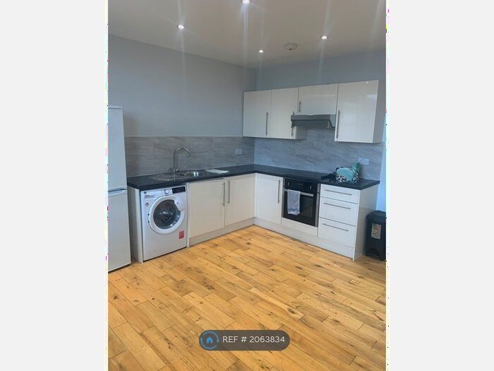 1 Bedroom Flat To Rent In Castle Hill Avenue, Folkestone, CT20