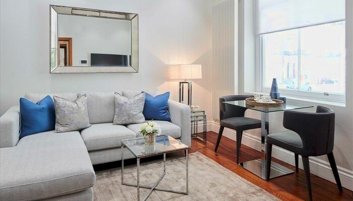1 Bedroom Flat To Rent In Kensington Gardens Square, London, W2