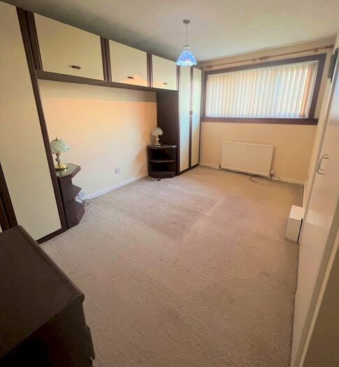 2 Bedroom End Of Terrace House To Rent In Weaver Place, Bathgate, EH48