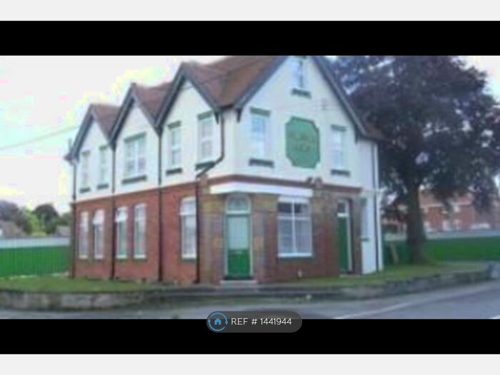 1 Bedroom Flat To Rent In Wiltshire House, Ludgershall, Andover, SP11