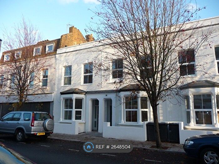 2 Bedroom Flat To Rent In Herne Hill, London, SE24