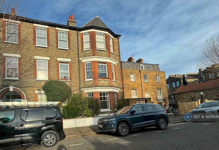 2 Bedroom Flat To Rent In London, London, N16