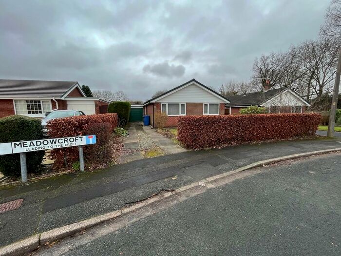 2 Bedroom Detached Bungalow To Rent In Meadowcroft, Euxton, Chorley, PR7
