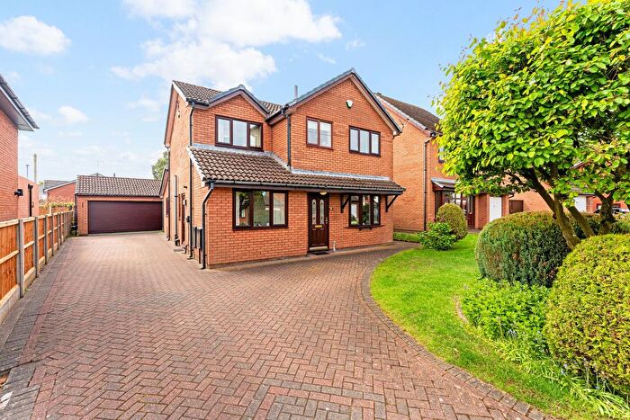4 Bedroom Detached House For Sale In Bembridge Close, Widnes, WA8