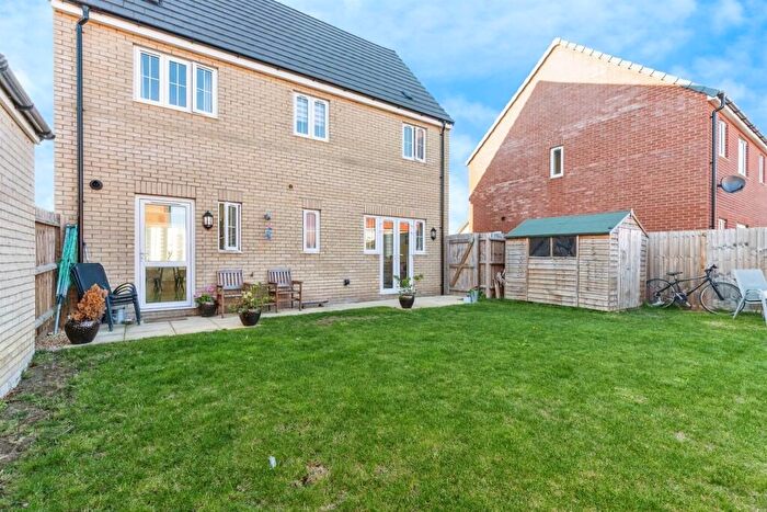 3 Bedroom Property To Rent In Middlemoore Way, Crowland, Peterborough, PE6