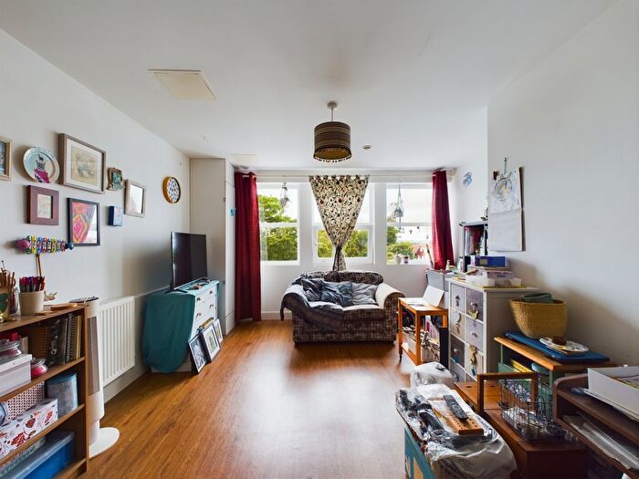 1 Bedroom Flat For Sale In Hulbert Road, Waterlooville, PO7