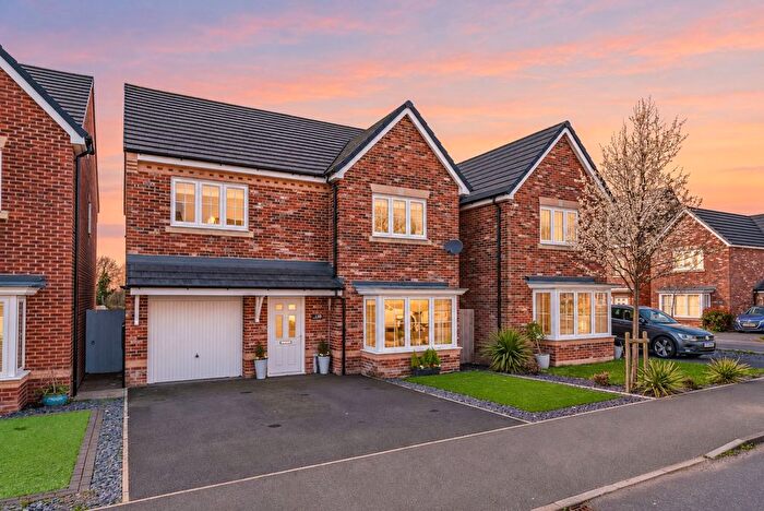 4 Bedroom Detached House For Sale In Mill Lane, Coppull, PR7