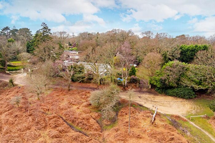 5 Bedroom Chalet For Sale In Picket Hill, Ringwood, New Forest, BH24
