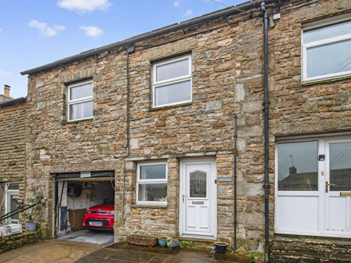 4 Bedroom Terraced House For Sale In Overbrow, Hawes, DL8