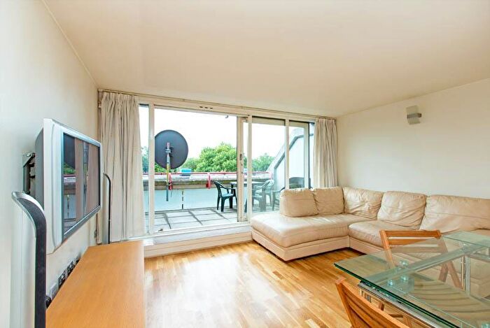 1 Bedroom Flat To Rent In Rowley Way, St Johns Wood, London, NW8