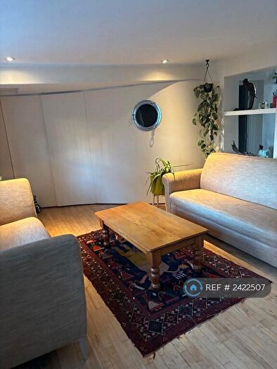 2 Bedroom Maisonette To Rent In Kennington Park, Kennington Park, SE11