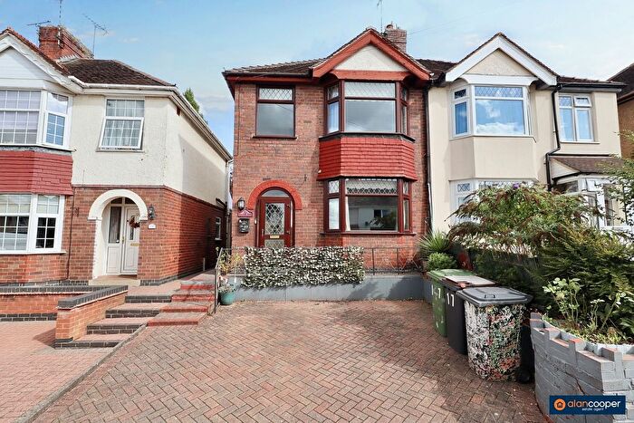 3 Bedroom Semi-detached House For Sale In Castle Road, Weddington, Nuneaton, CV10