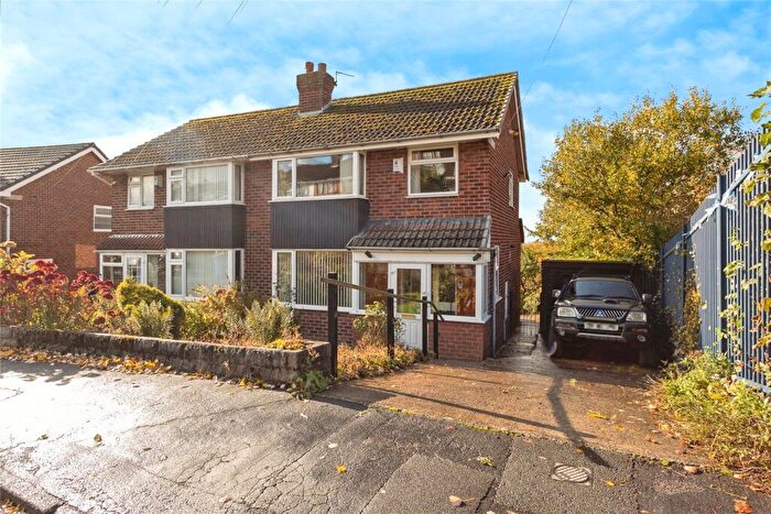 3 Bedroom Semi Detached House For Sale In Broadhill Road, Stalybridge, Cheshire, SK15