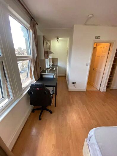 Studio To Rent In Buckley Road, London, NW6