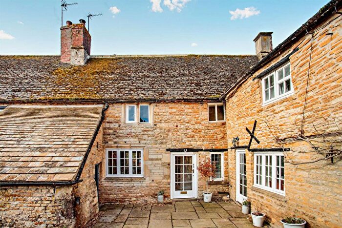 4 Bedroom Character Property For Sale In Back Lane, South Luffenham, Rutland, LE15