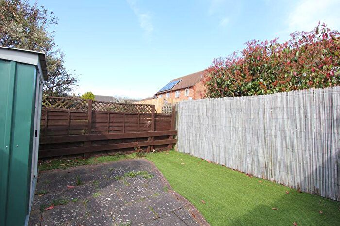 2 Bedroom Apartment To Rent In Twitchen Lane, Milton Keynes, MK4