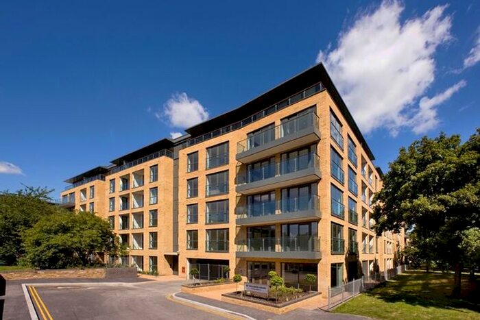 2 Bedroom Flat To Rent In St Williams Court, Kings Cross, Islington, Gifford Street, London, N1