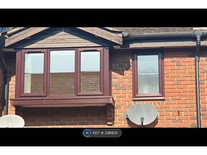 1 Bedroom Flat To Rent In Rumbridge Street, Totton, Southampton, SO40