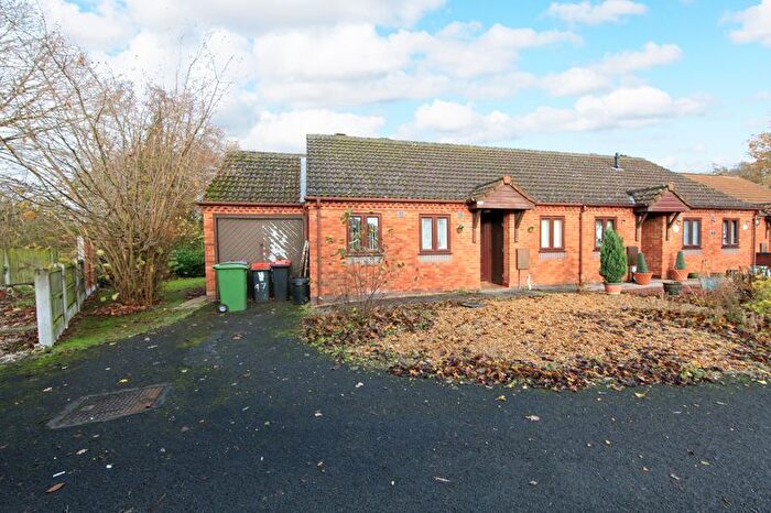 2 Bedroom Bungalow For Sale In Teme Avenue, Wellington, Telford, TF1