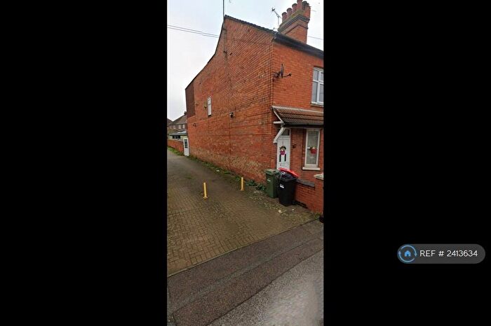 2 Bedroom Flat To Rent In Water Eaton Road, Bletchley, MK2