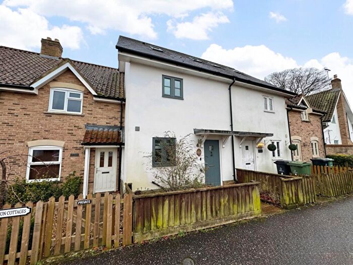 3 Bedroom Town House To Rent In Marston Cottages, Cromwell Road, Weeting, IP27